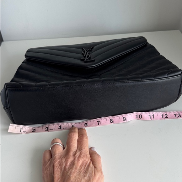 Yves Saint Laurent Black Chevron Shoulder Bag - Picture 10 of 13